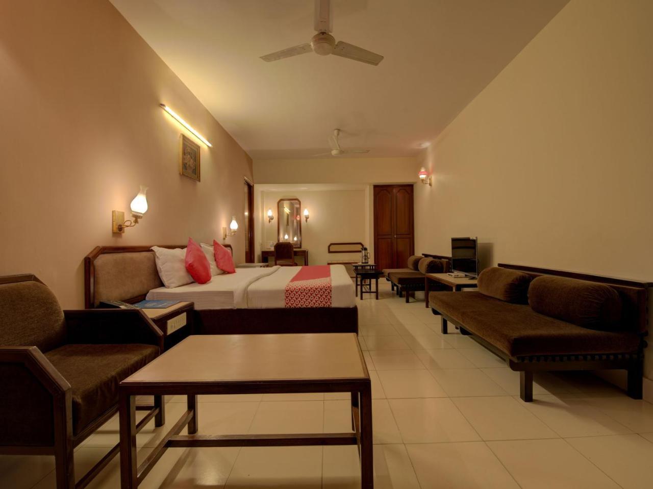 Oyo 1864 Hotel Yuvraj Ranchi Exterior photo